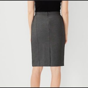 NEW Express Business Professional Grey Skirt Set